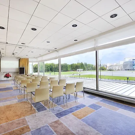 Sofitel Victoria Отель Варшава