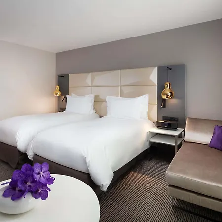 Отель Sofitel Victoria