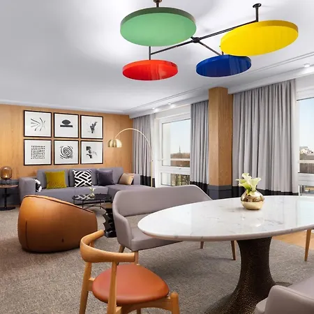 Sofitel Victoria Отель