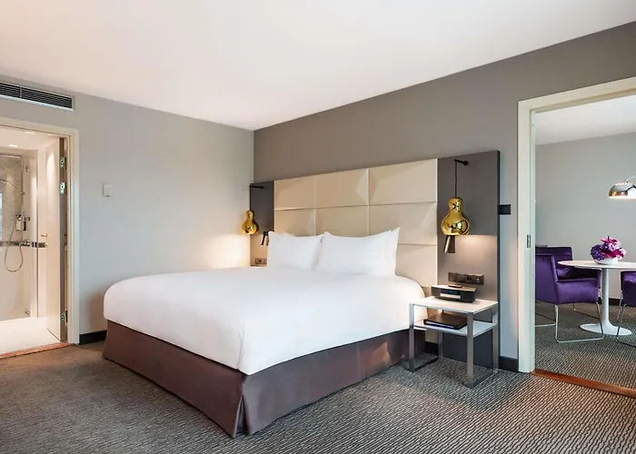 Hotel Sofitel Victoria 5*