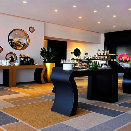 Hotel Sofitel Victoria 5*