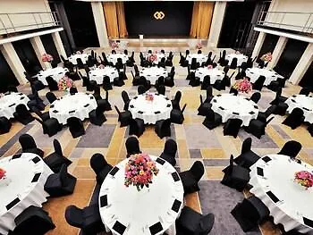 Sofitel Victoria Hotel