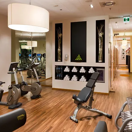 Sofitel Victoria Hotel 5*
