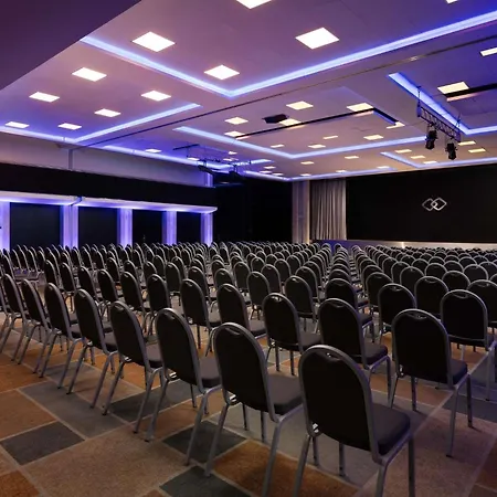 Sofitel Victoria Hotel 5*