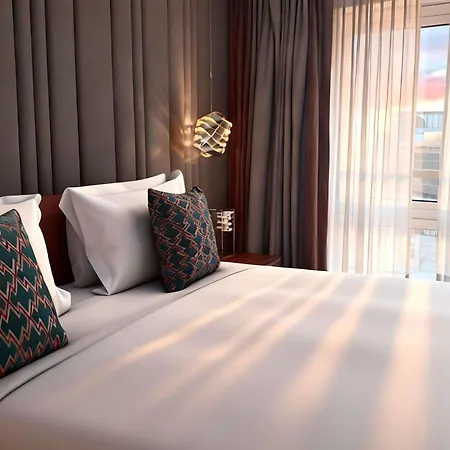 Sofitel Victoria Hotel