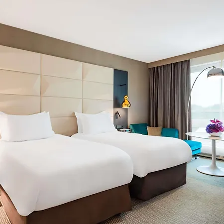 Sofitel Victoria Hotel 5*