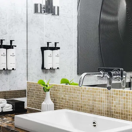 Sofitel Victoria 5*