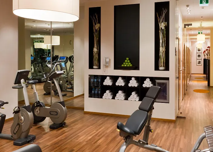 Sofitel Victoria Hotel 5*