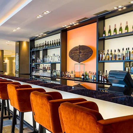 Отель Sofitel Victoria