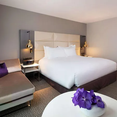 Отель Sofitel Victoria 5*