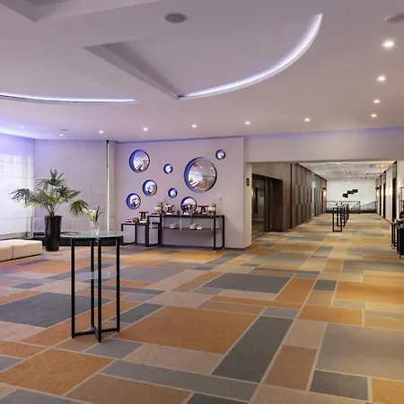 Sofitel Victoria Отель Варшава