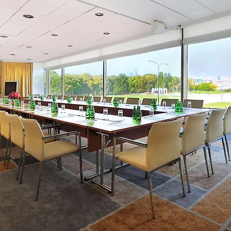 Отель Sofitel Victoria Варшава
