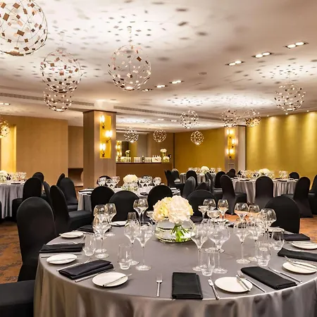 Отель Sofitel Victoria 5*