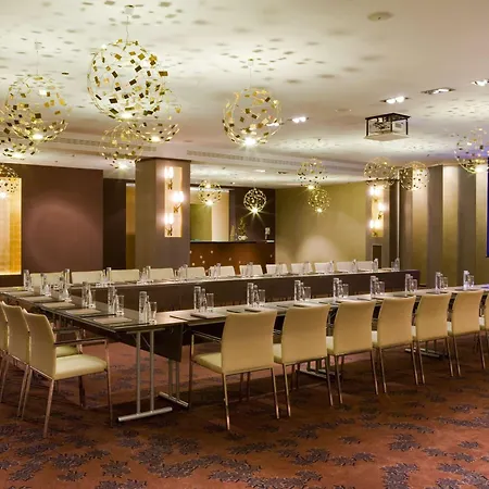 Отель Sofitel Victoria Варшава