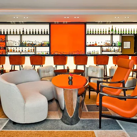 Отель Sofitel Victoria 5*