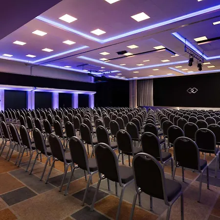 Sofitel Victoria