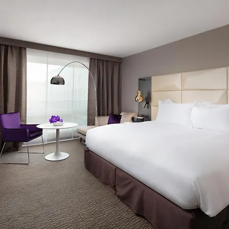 Отель Sofitel Victoria 5*