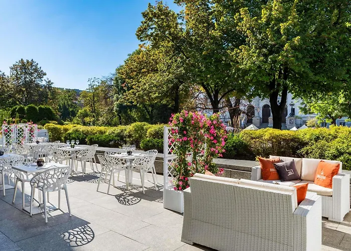 Hotel Sofitel Victoria 5*